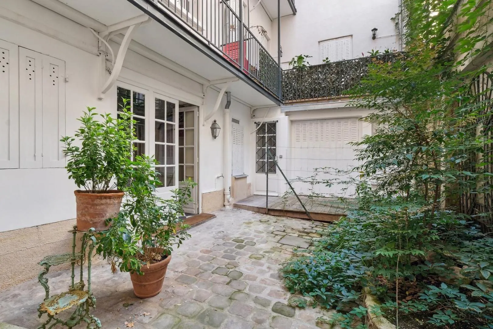 Au Coeur Du Quartier St Germain *